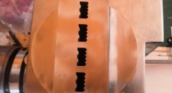 Verpackungsmaschine für Ölton -Extruder mit 4 Düsen
