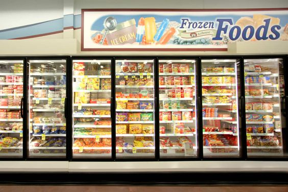 frozen-food-in-the-supermarket